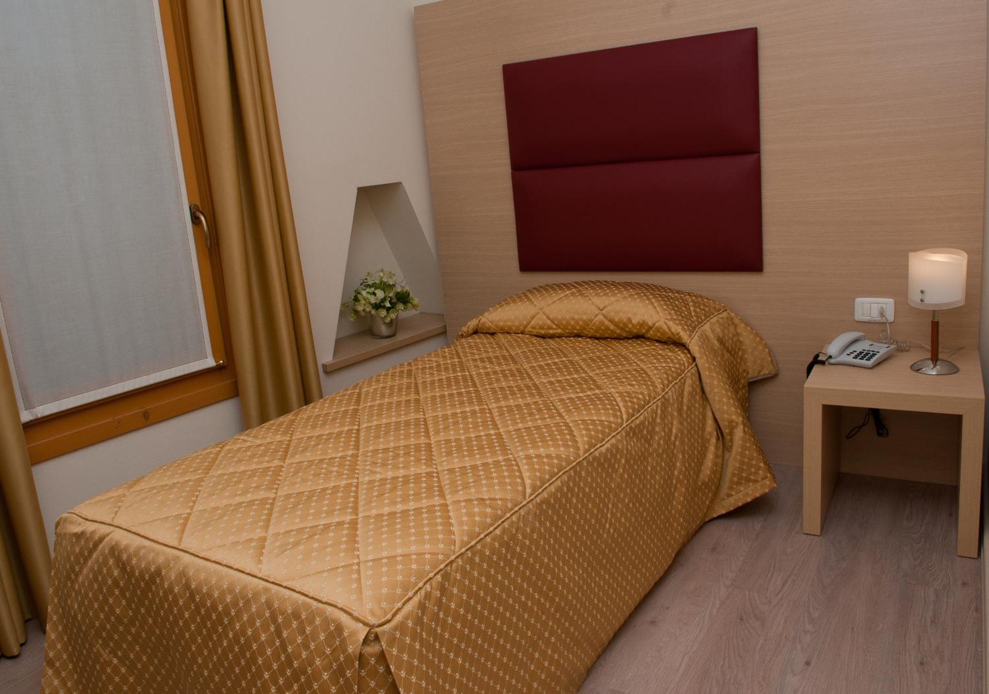 Hotel Villa Maternini Vazzola ห้อง รูปภาพ