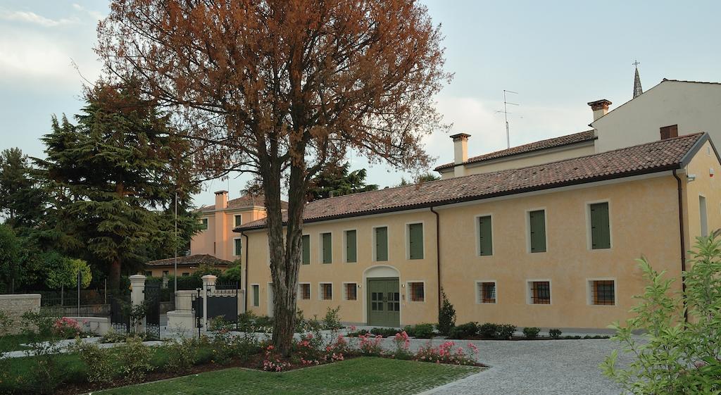 Hotel Villa Maternini Vazzola ภายนอก รูปภาพ