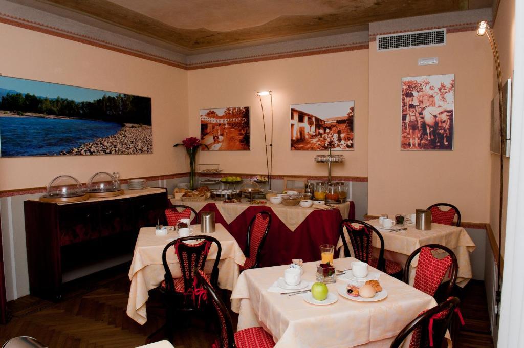 Hotel Villa Maternini Vazzola ภายนอก รูปภาพ