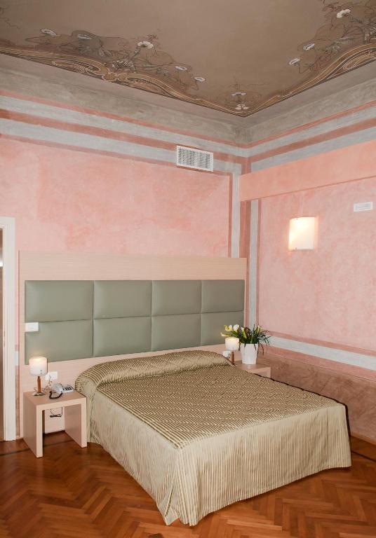 Hotel Villa Maternini Vazzola ภายนอก รูปภาพ